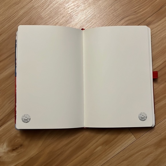 Captain America notebook - Picture 3 of 5